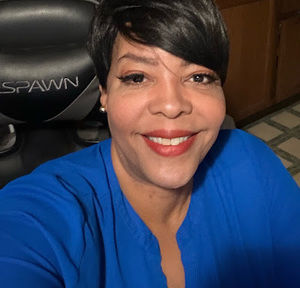 Meet your Posher, Phyllis